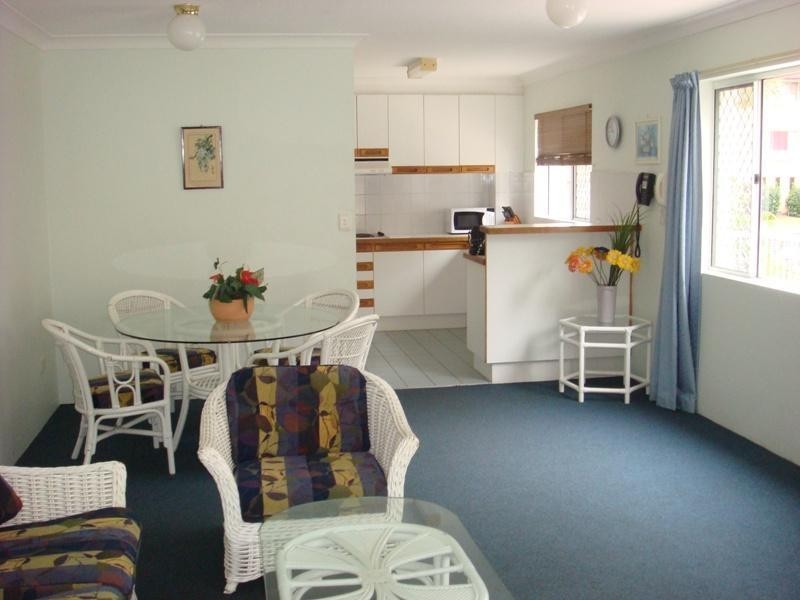 1/37 Peninsular Drive, Surfers Paradise QLD 4217