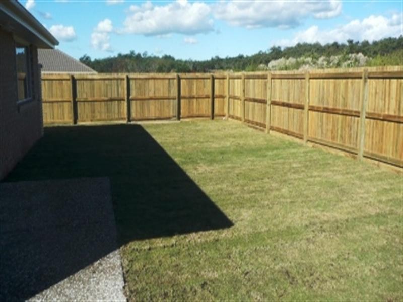 44 Peppertree Drive, Holmview QLD 4207