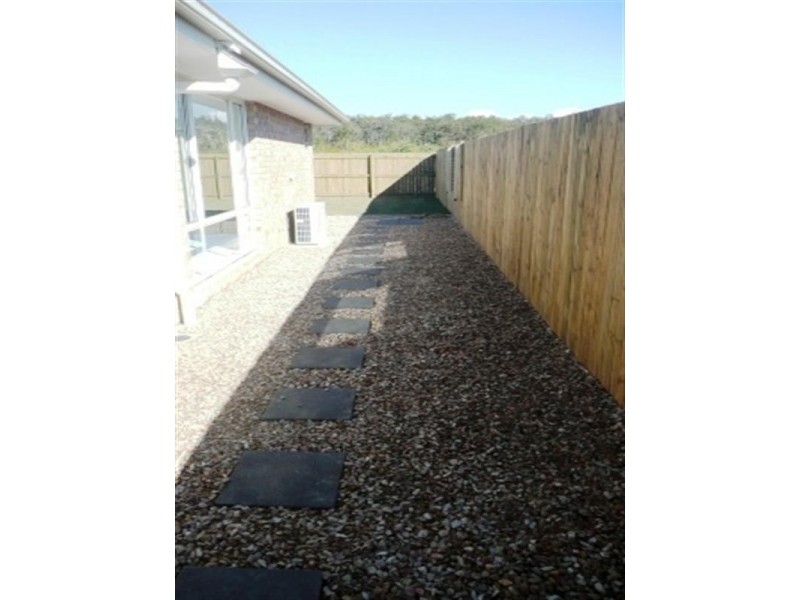 44 Peppertree Drive, Holmview QLD 4207