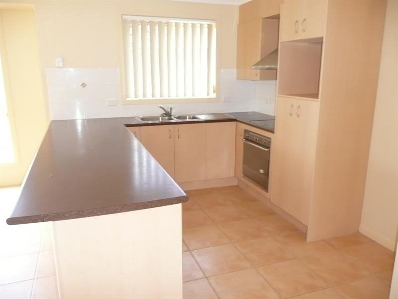 44 Lake Manchester, Logan Reserve QLD 4133