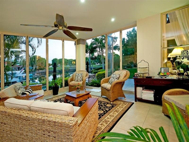 1095 Beechwood Drive, Hope Island QLD 4212