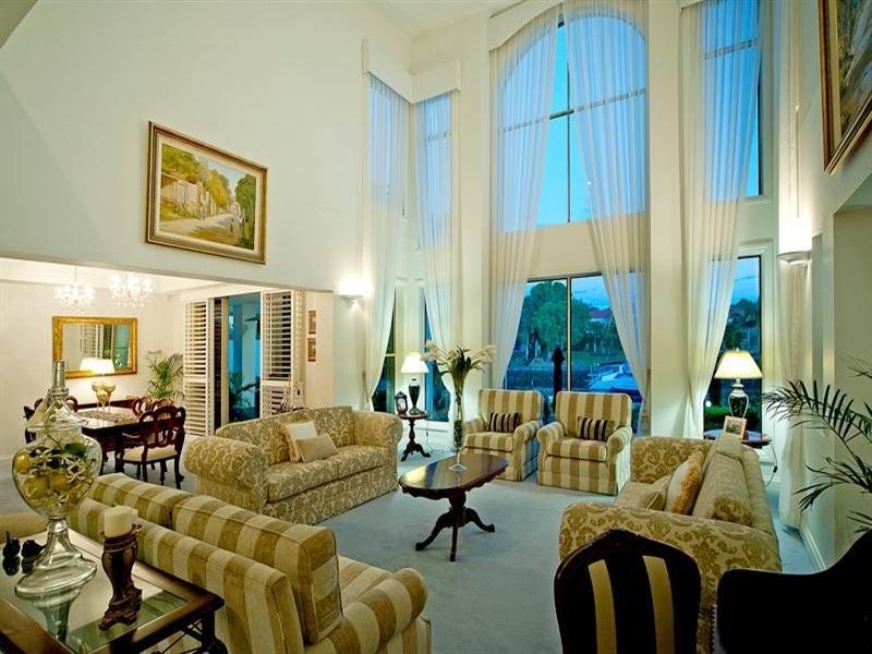 1095 Beechwood Drive, Hope Island QLD 4212