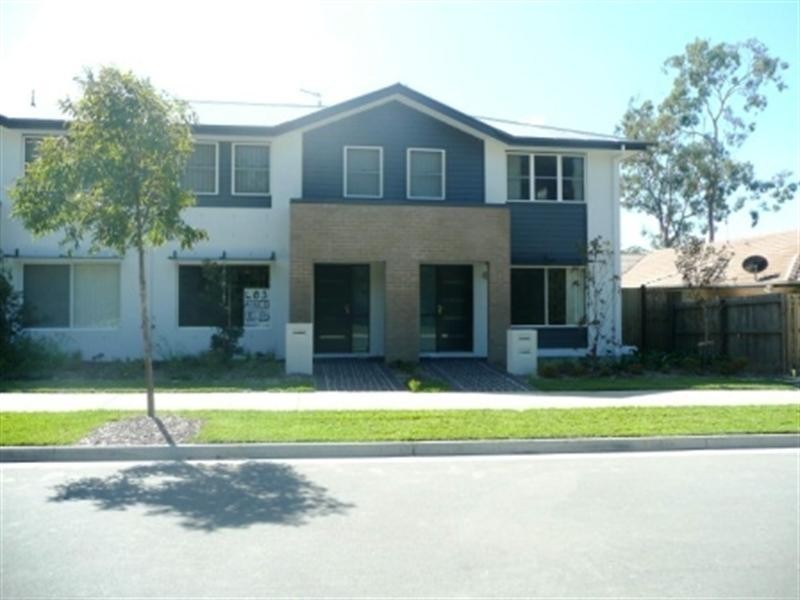 3/11 Seagreen Drive, Coomera QLD 4209