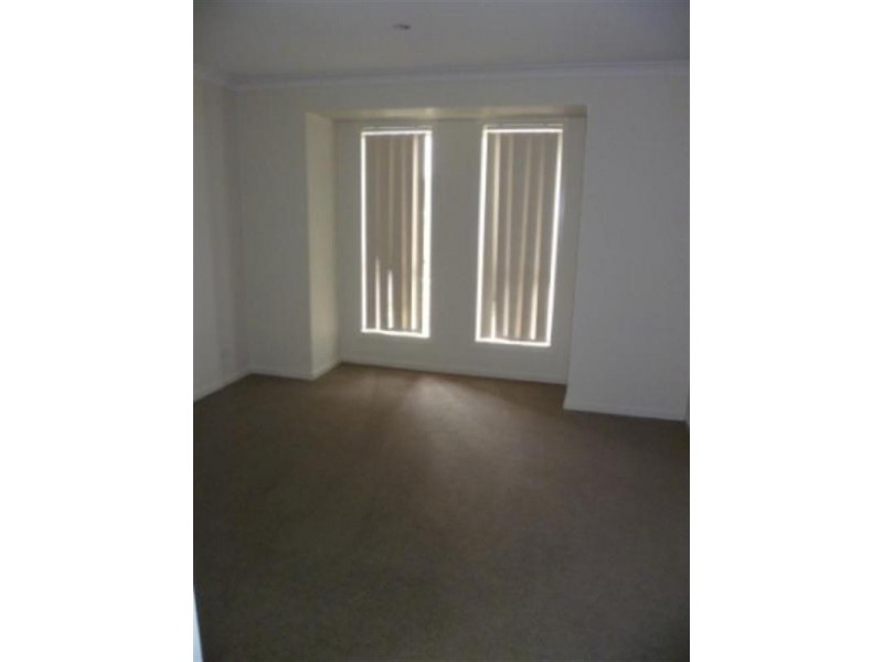 39 Pleasant Drive, Redbank Plains QLD 4301