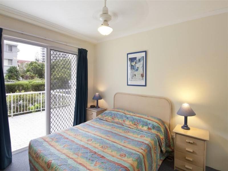 3/1 Cronin Avenue, Main Beach QLD 4217