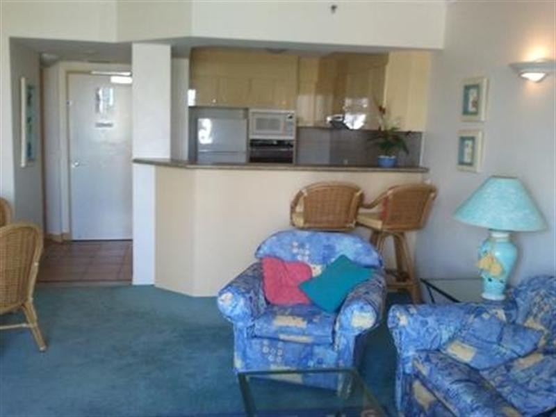 5 Palm Avenue, Surfers Paradise QLD 4217