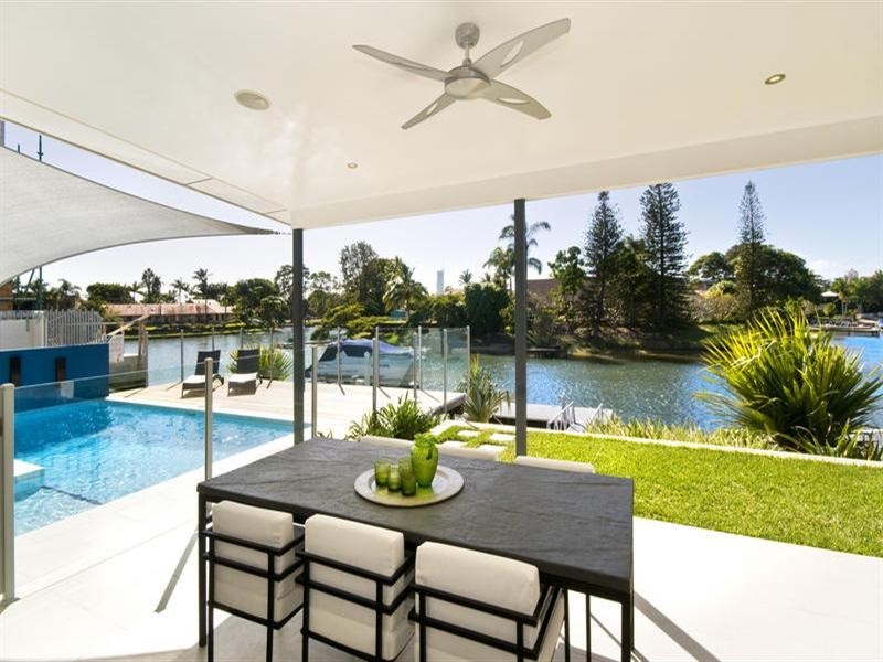 41 Sophie Avenue, Broadbeach Waters QLD 4218