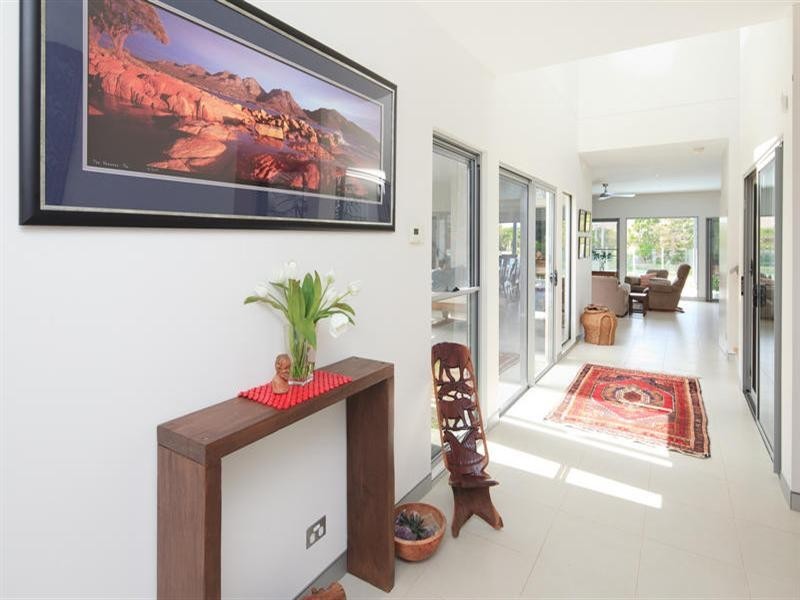 41 Sophie Avenue, Broadbeach Waters QLD 4218