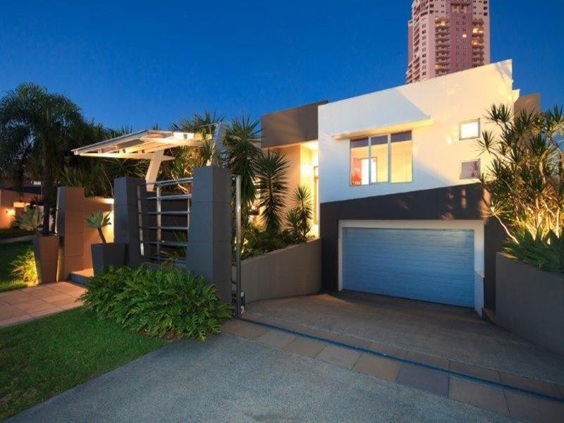 19 Neptune Court, Surfers Paradise QLD 4217