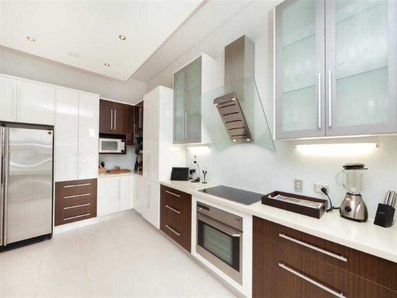 19 Neptune Court, Surfers Paradise QLD 4217