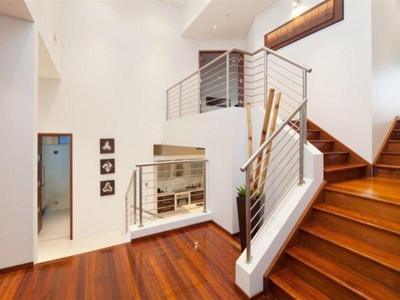 19 Neptune Court, Surfers Paradise QLD 4217