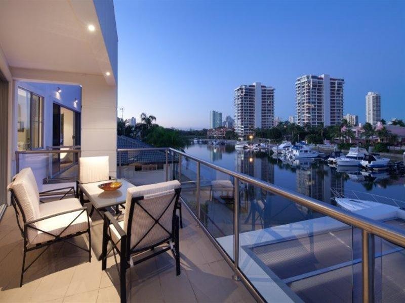 19 Neptune Court, Surfers Paradise QLD 4217