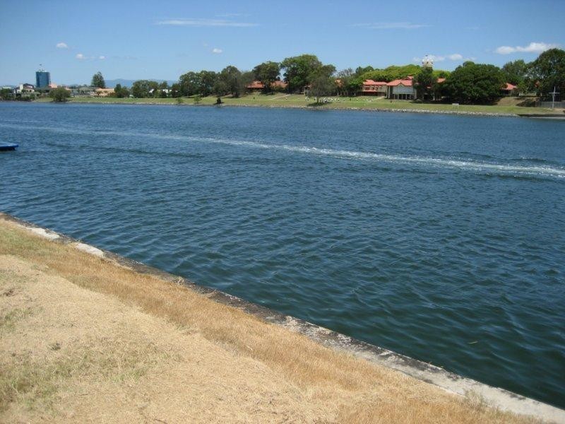 125 Commodore Drive, Surfers Paradise QLD 4217