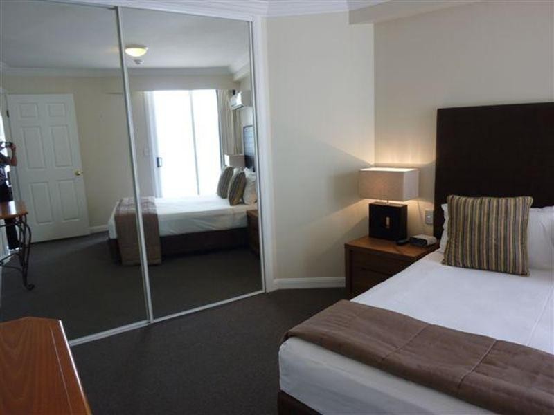 90 Surf Parade, Surfers Paradise QLD 4217