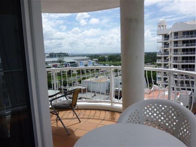 90 Surf Parade, Surfers Paradise QLD 4217