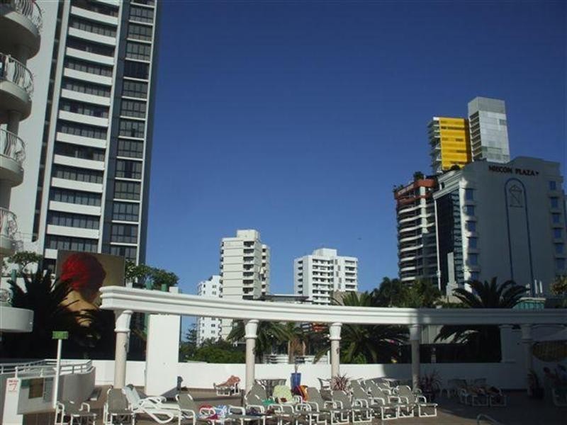 90 Surf Parade, Surfers Paradise QLD 4217