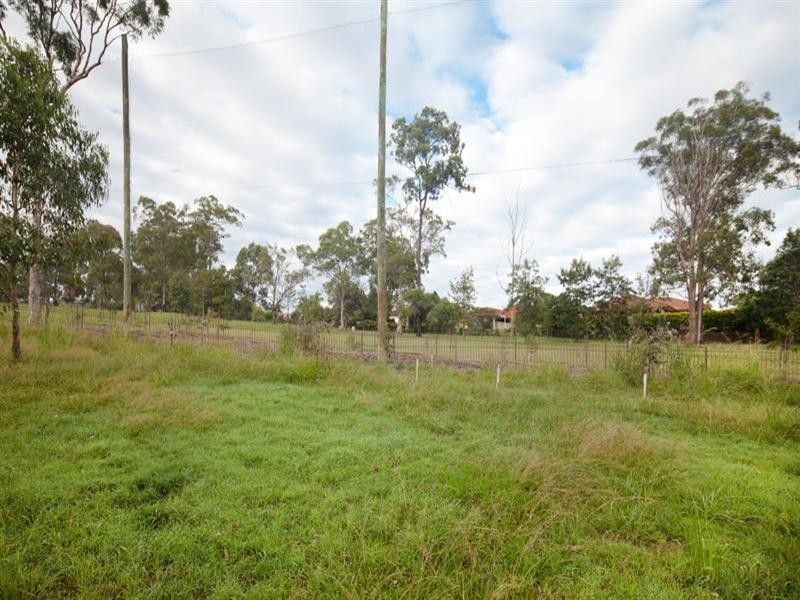 Lot 765 Canada Place, Arundel QLD 4214