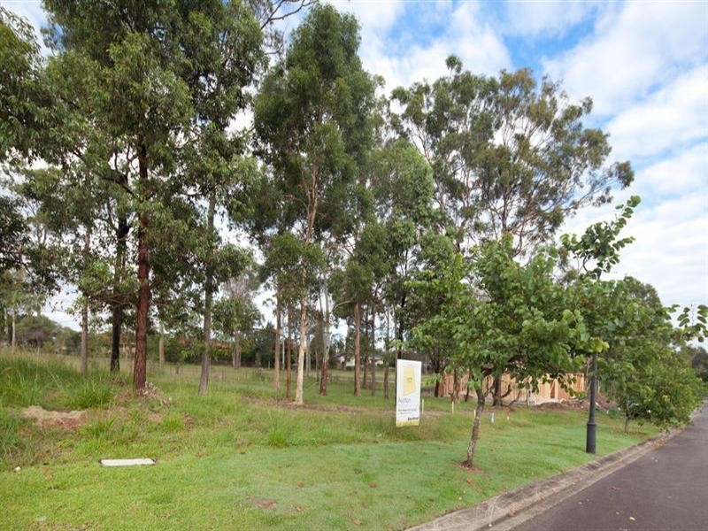 Lot 765 Canada Place, Arundel QLD 4214