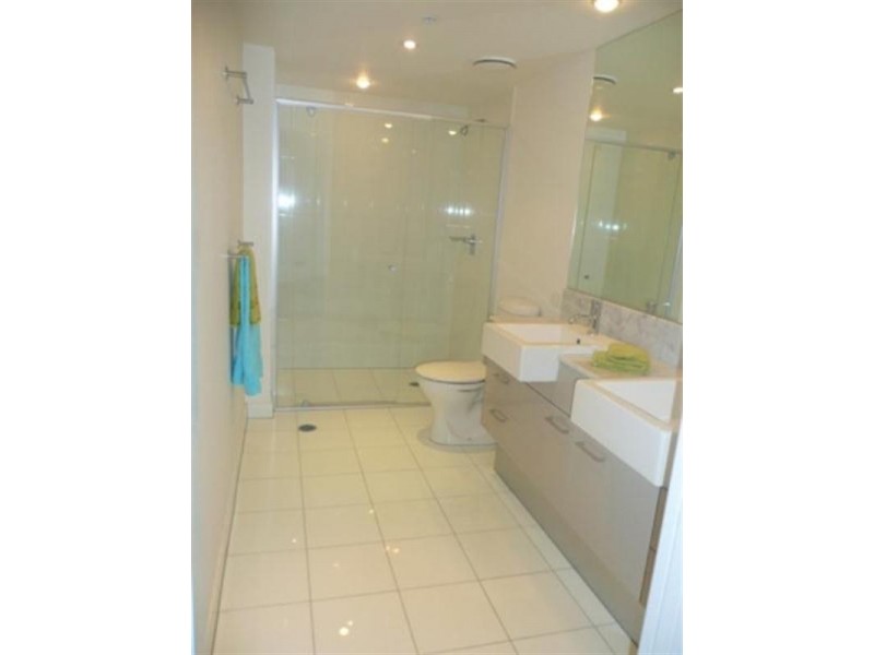 1305-56 Scarborough Street, Southport QLD 4215