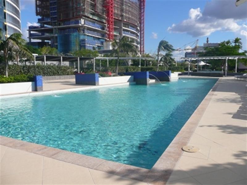 1305-56 Scarborough Street, Southport QLD 4215