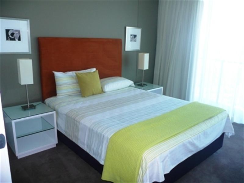 1305-56 Scarborough Street, Southport QLD 4215