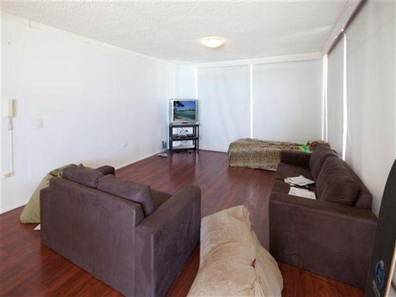 7 Sea Breeze, 63 Garfield Terrace, Surfers Paradise QLD 4217