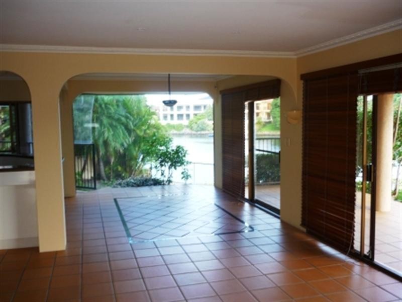 26 Emu Court, Sorrento QLD 4217