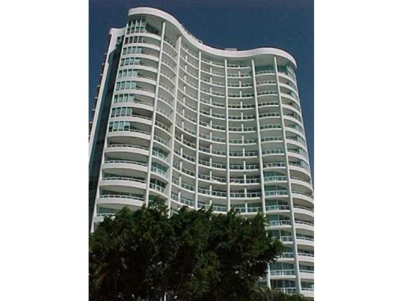 49-3 Tedder Avenue, Main Beach QLD 4217