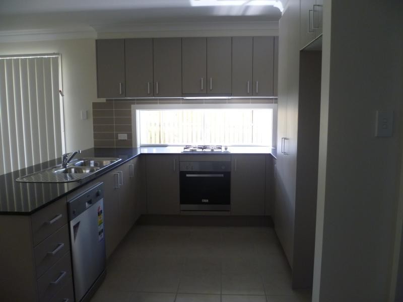 Hope Island QLD 4212