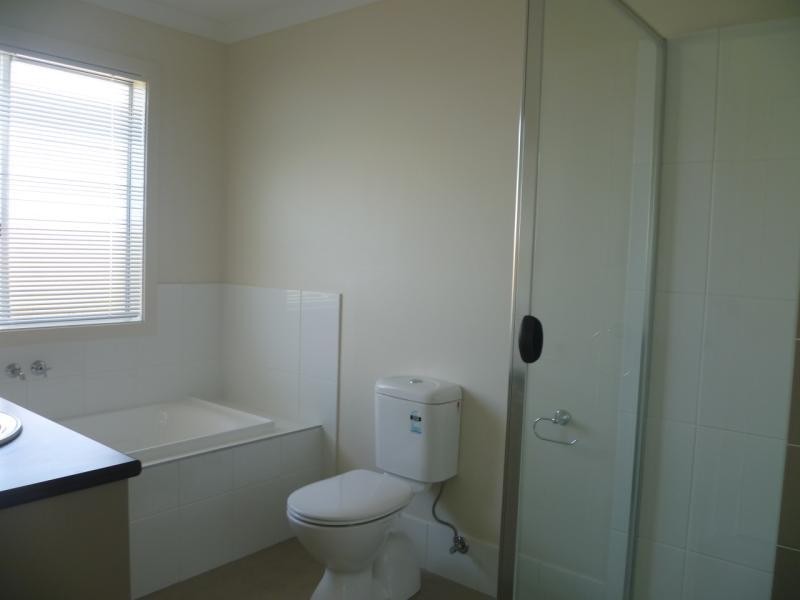 Hope Island QLD 4212