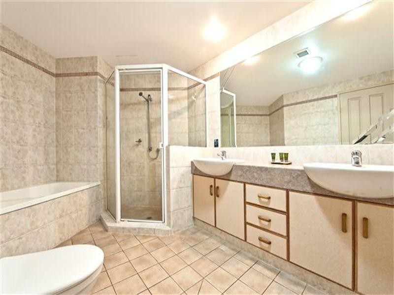 3400 Surfers Paradise Boulevard, Surfers Paradise QLD 4217