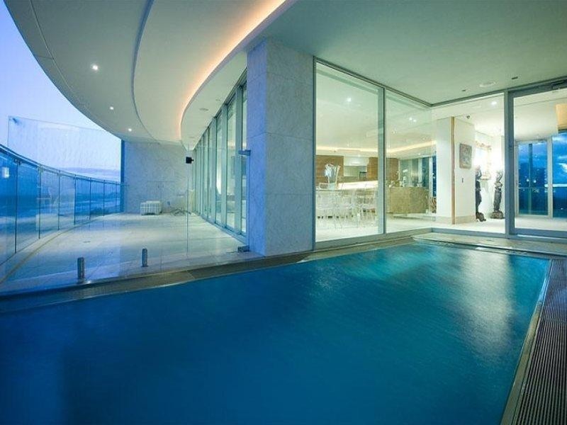 35 Northcliffe Terrace, Surfers Paradise QLD 4217