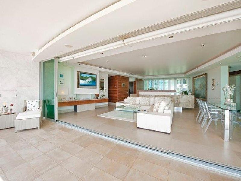 35 Northcliffe Terrace, Surfers Paradise QLD 4217