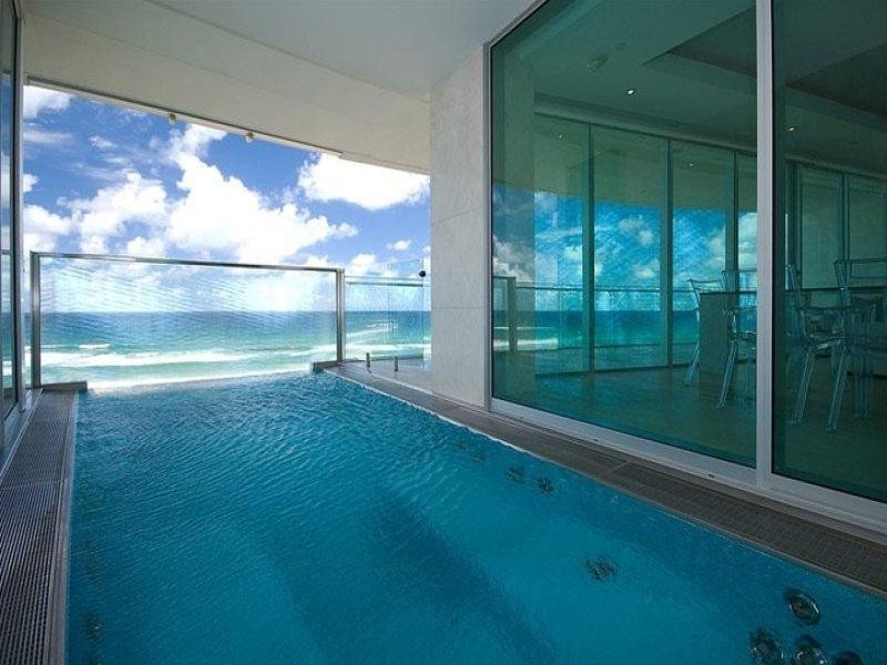 35 Northcliffe Terrace, Surfers Paradise QLD 4217