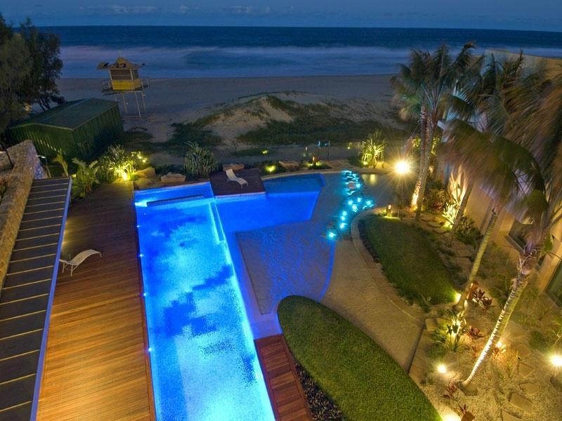 35 Northcliffe Terrace, Surfers Paradise QLD 4217