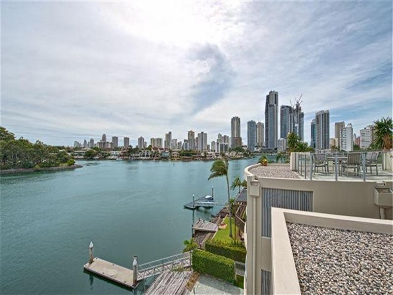 68 Sunset Boulevard, Surfers Paradise QLD 4217