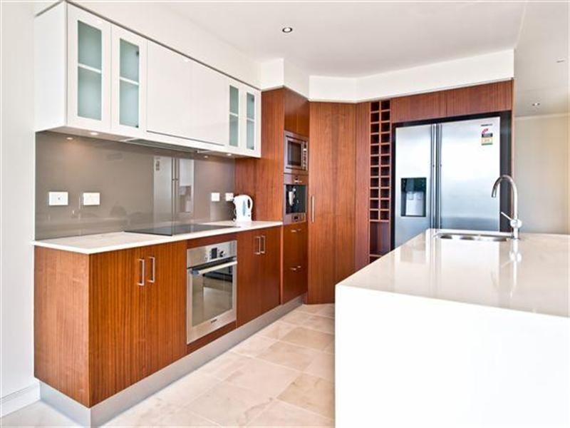 68 Sunset Boulevard, Surfers Paradise QLD 4217