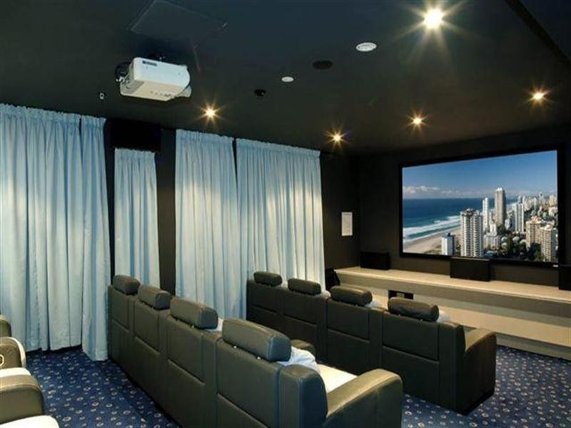 18 Enderley Avenue, Surfers Paradise QLD 4217