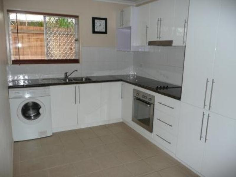 2-23 Darrambal, Surfers Paradise QLD 4217