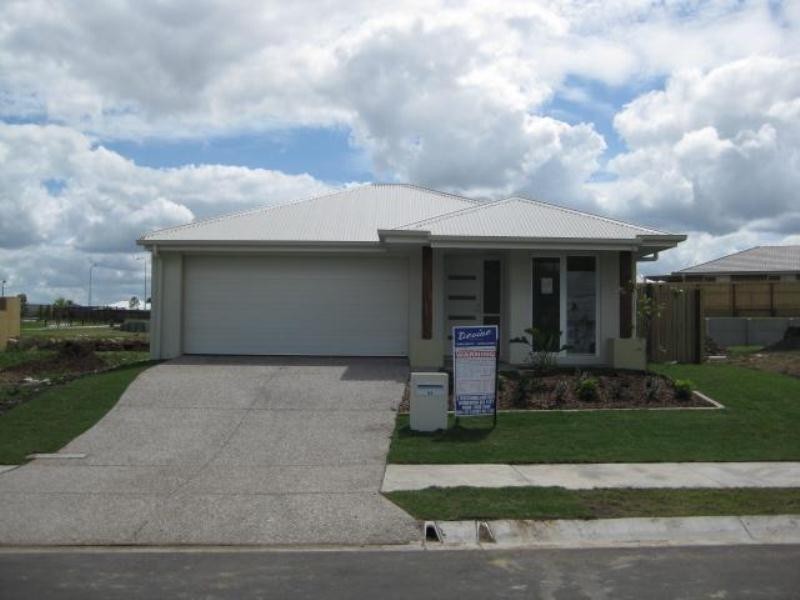54 Ballow Crescent, Redbank Plains QLD 4301
