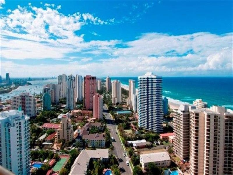 1 Serisier Avenue, Main Beach QLD 4217