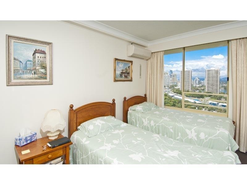 1 Serisier Avenue, Main Beach QLD 4217