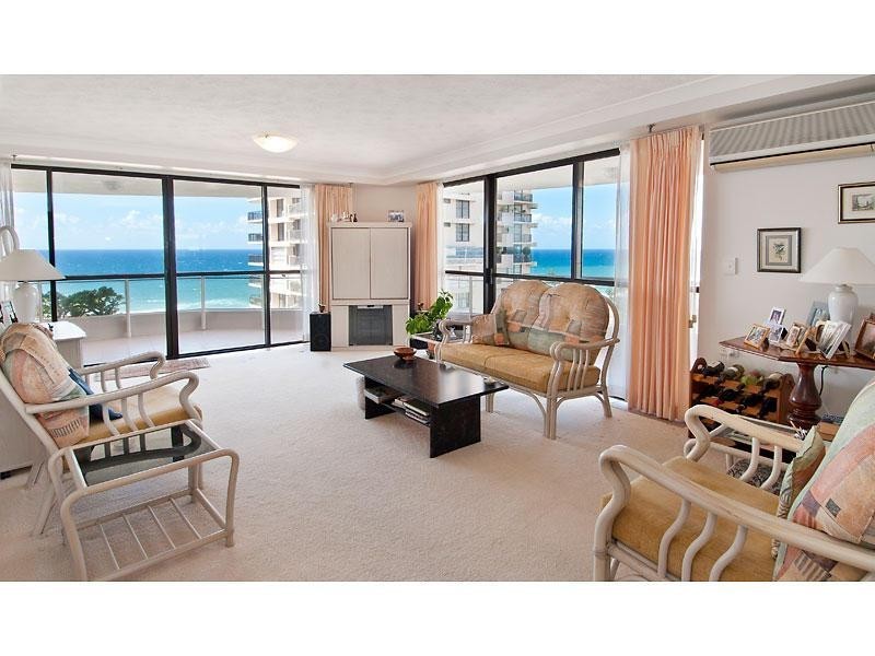 3 Cunningham Avenue, Main Beach QLD 4217