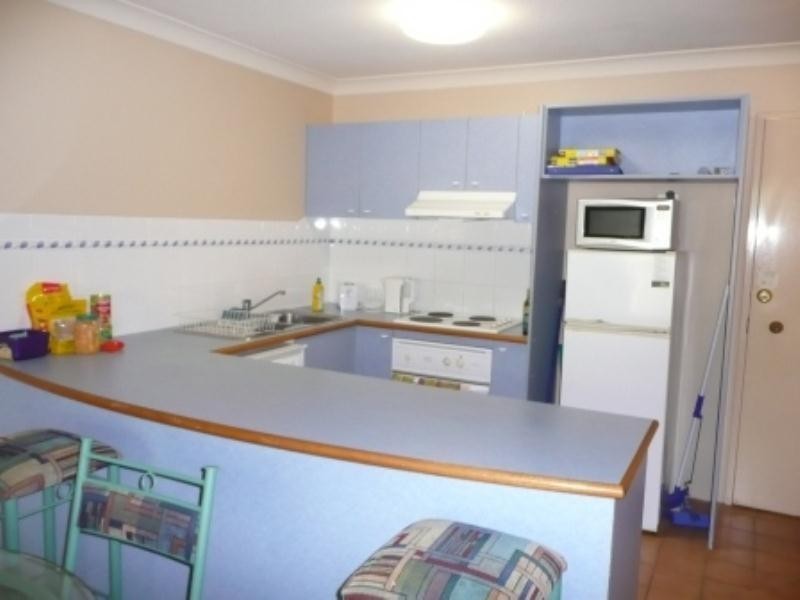 19/10-16 Genoa Street, Surfers Paradise QLD 4217