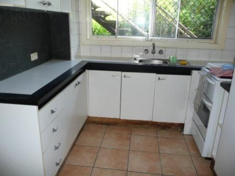 1-22 Darrambal, Surfers Paradise QLD 4217