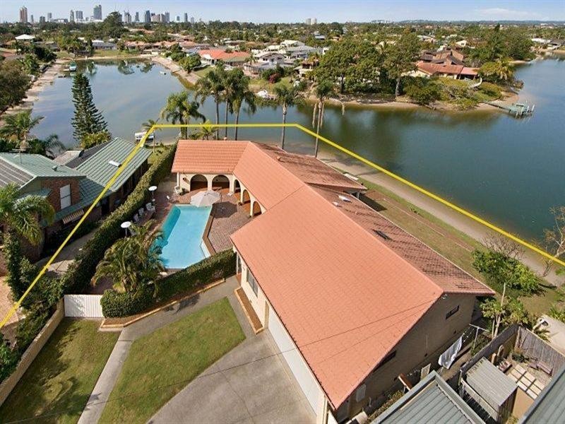 347 Monaco Street, Broadbeach Waters QLD 4218