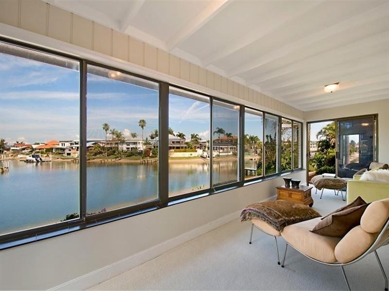 347 Monaco Street, Broadbeach Waters QLD 4218