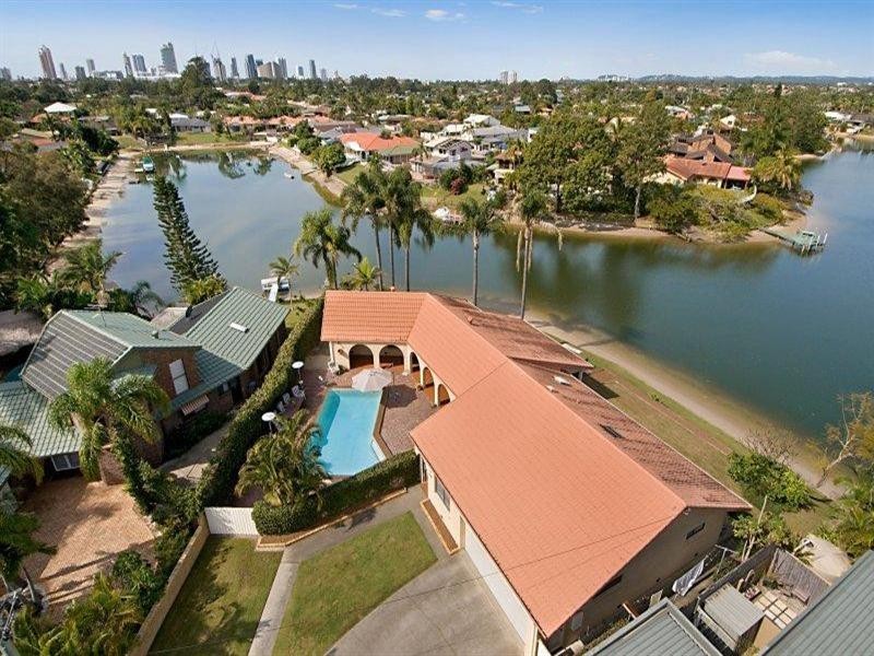 347 Monaco Street, Broadbeach Waters QLD 4218