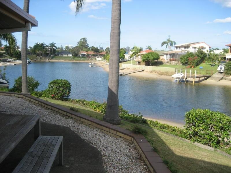 347 Monaco Street, Broadbeach Waters QLD 4218