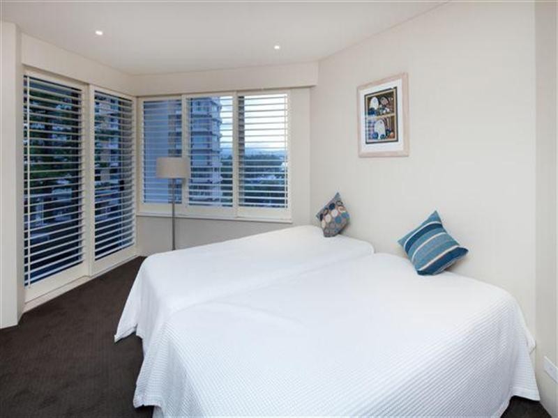 3 Madison Point, 3476 Main Beach Parade, Main Beach QLD 4217